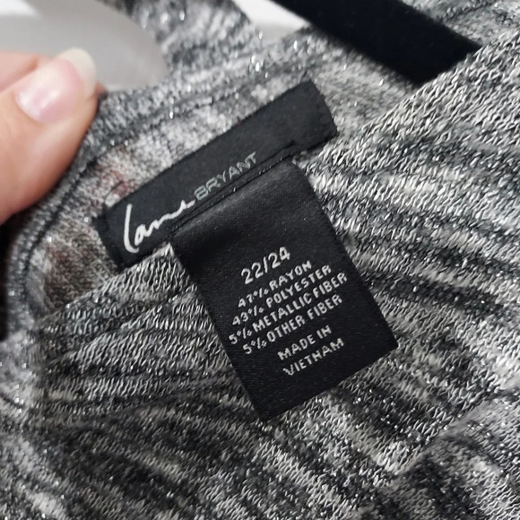 Lane Bryant Gray and Silver Metallic Thread Pullover Sweater in Size 22/24 - Picture 2 of 10